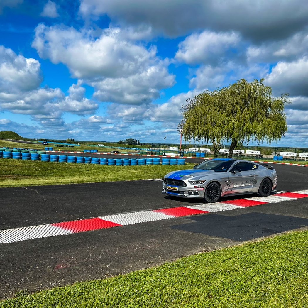 Formula Kids - School Steering Children Circuit Du Var School Driving Children Au Luc Proche Aix En Provence Région Paca 3
