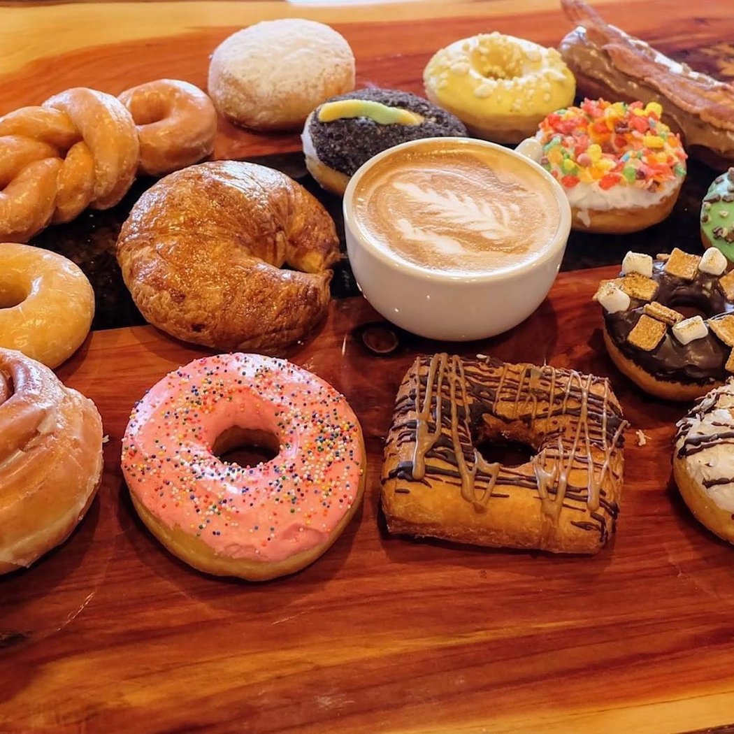 Donut Central - Eats & Coffee 1