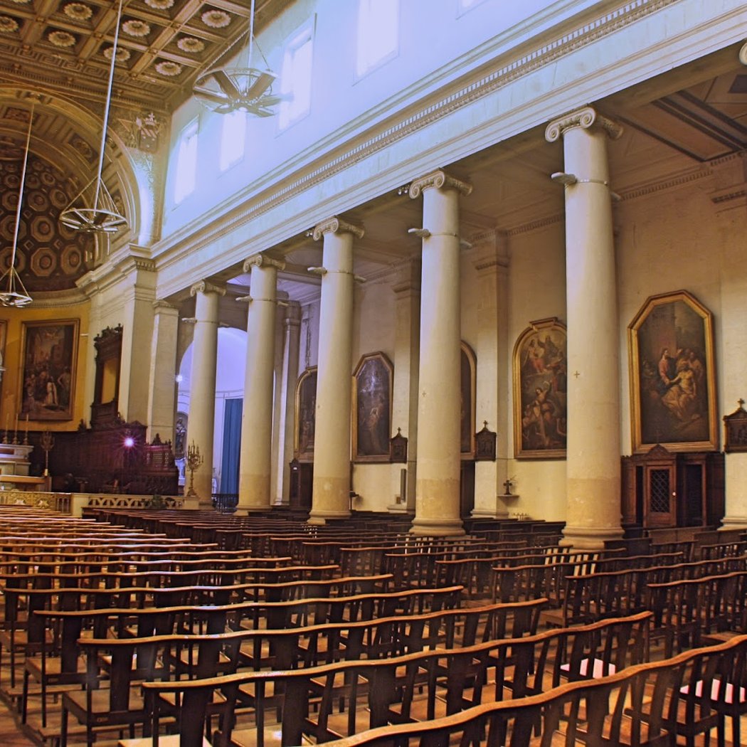 Église catholique Saint-Lazare à Marseille 2