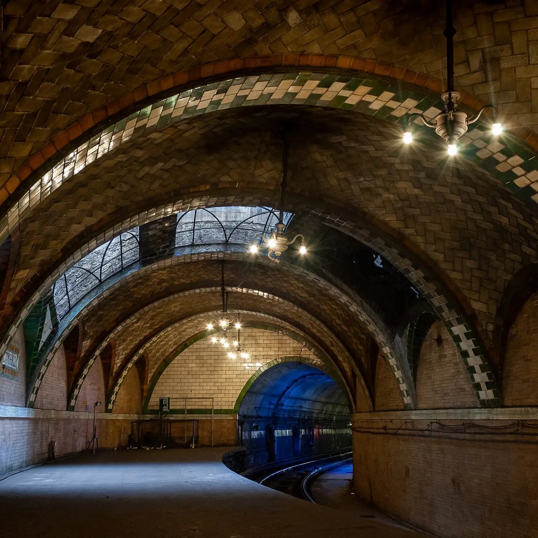 Old City Hall Station 2