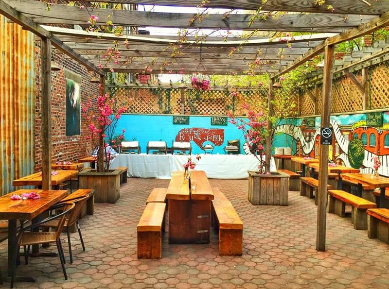 Rustik Tavern 3