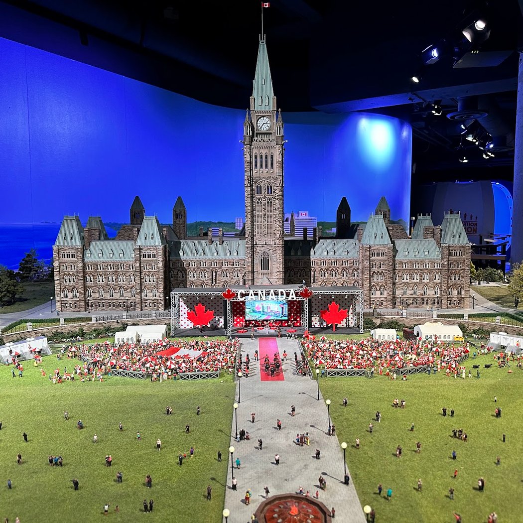 Little Canada 3