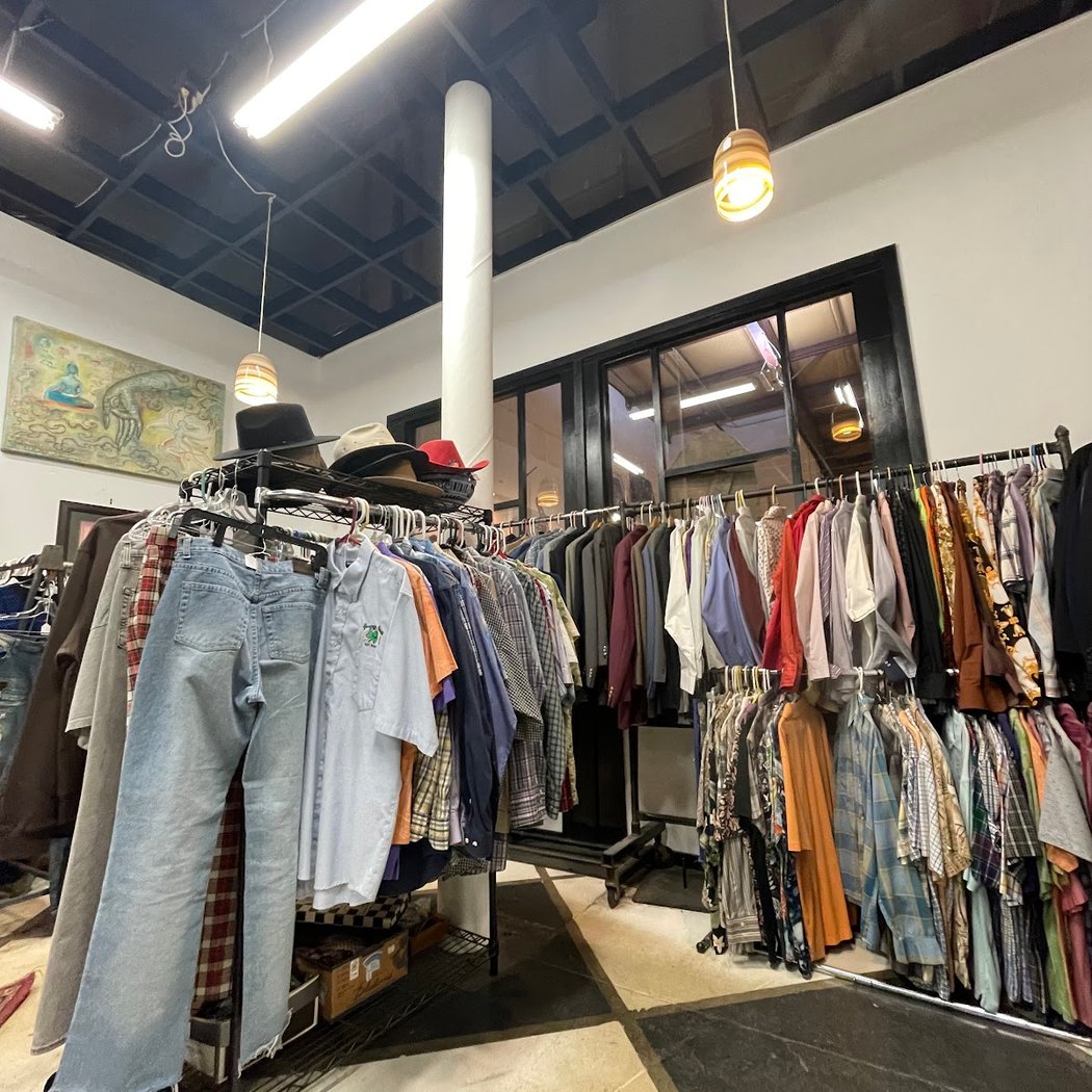 Henrietta's Vintage Clothing Out Of The Past 2