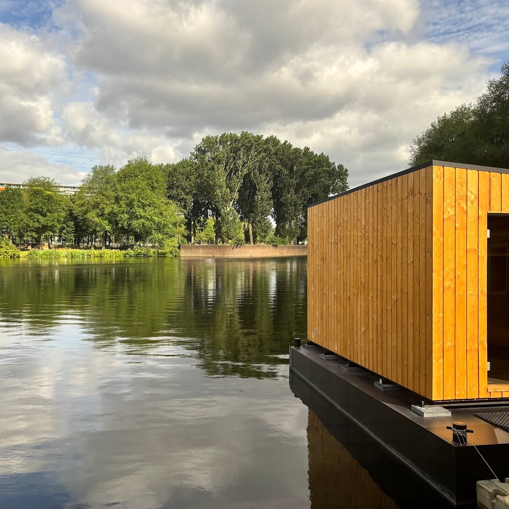 Badhus Sauna - West 2