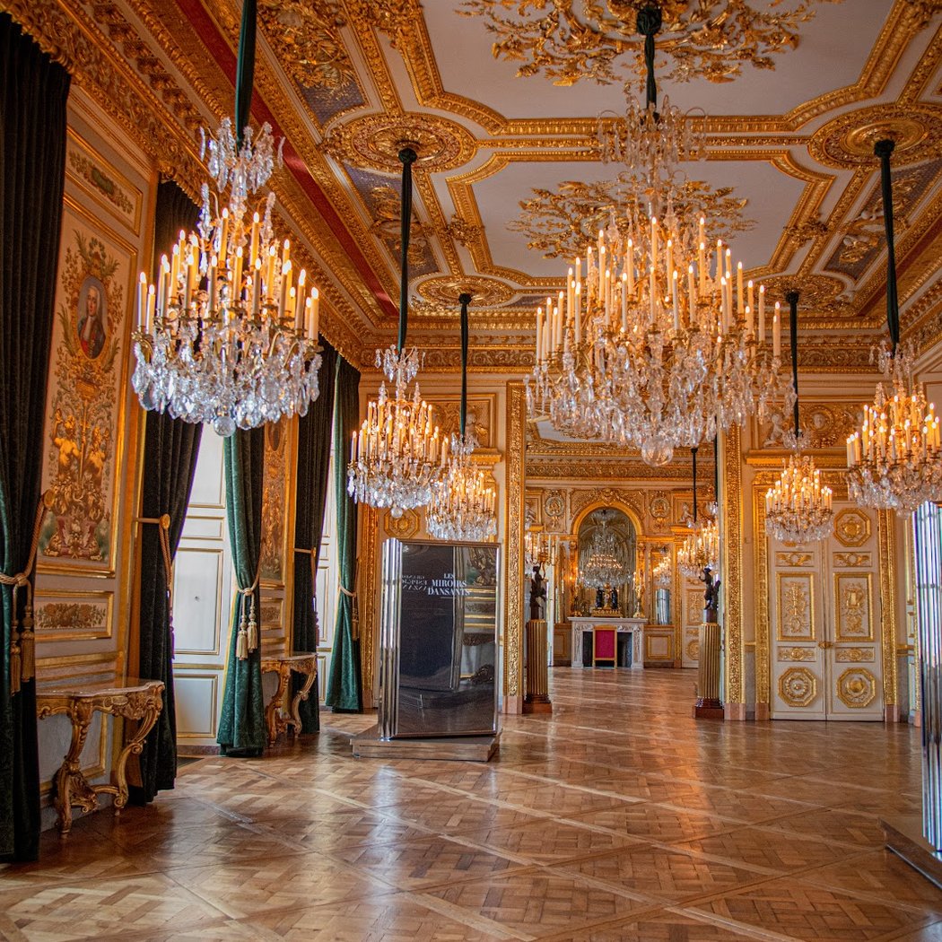 Les bals de l'Hôtel de la Marine 1