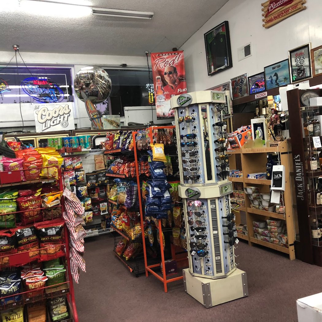Clyde's Liquors & Wine 3