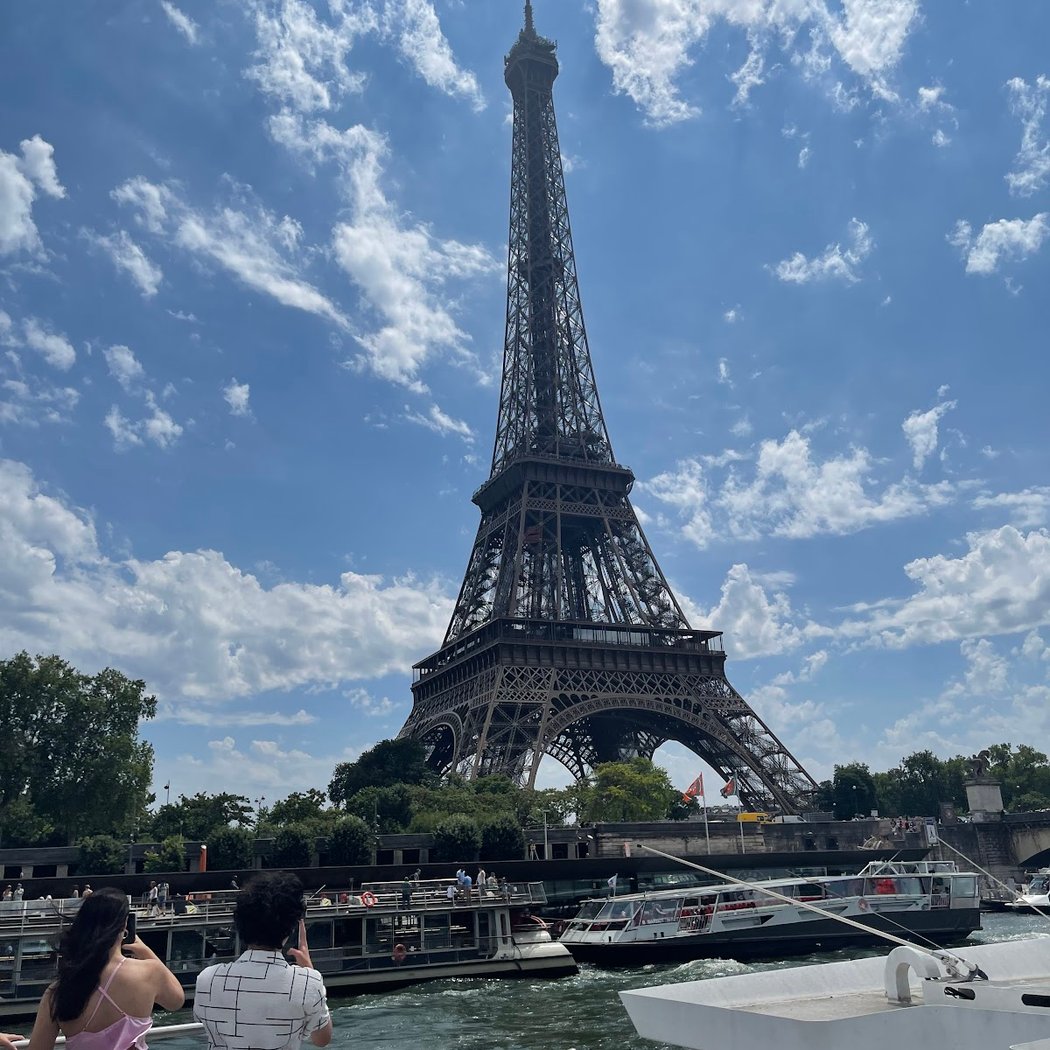 Summer Drinks on Quai Debilly Barge 3
