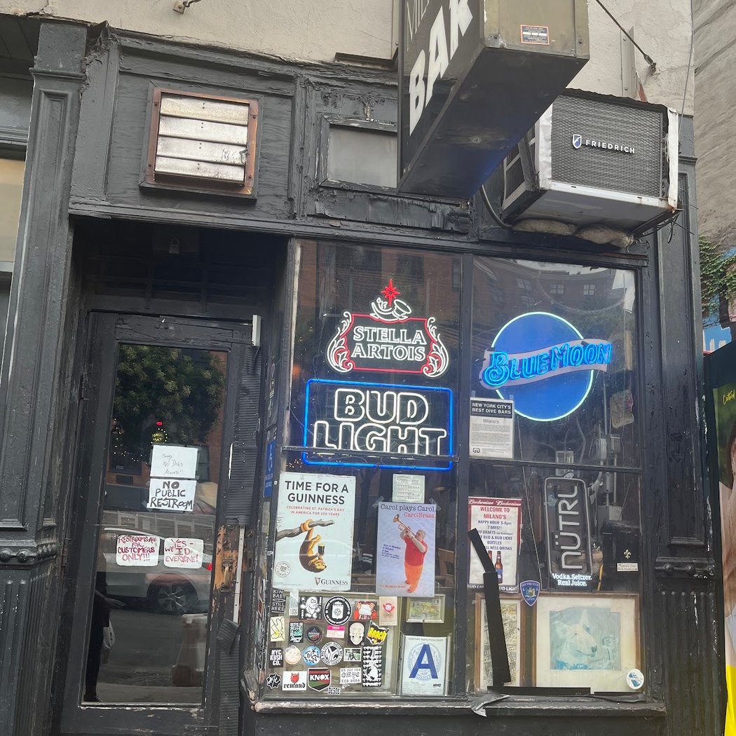 Milano's Bar 2