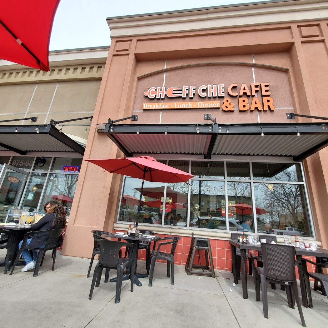 Cheff Che Cafe & Bar 2