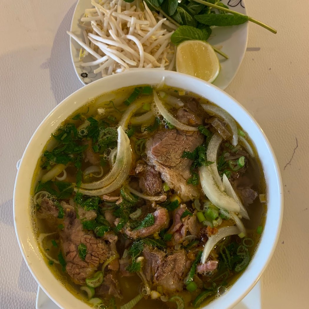 Au Viet Thai 1