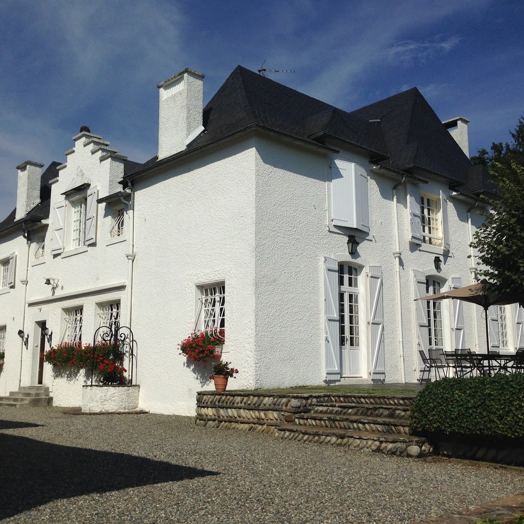 Clos Mirabel 2