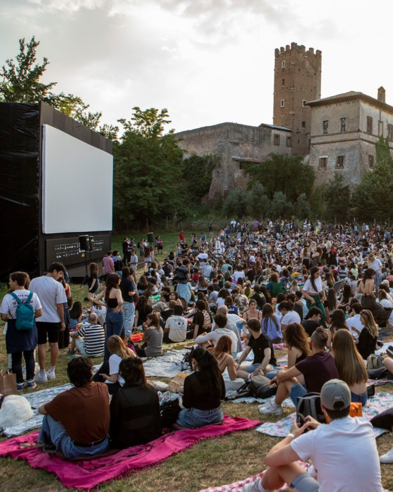 Il Cinema in Piazza: Open-Air Screenings at Piazza San Cosimato 2