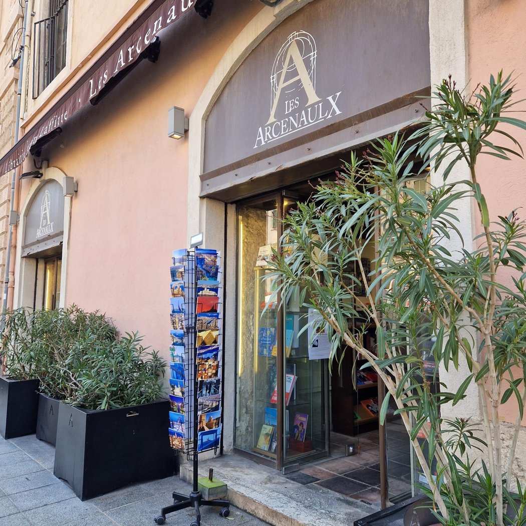Jeanne Laffitte Bookstore 2