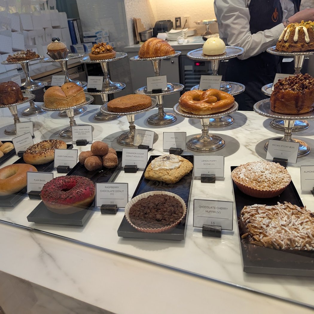 Apple Pie Bakery Café 1