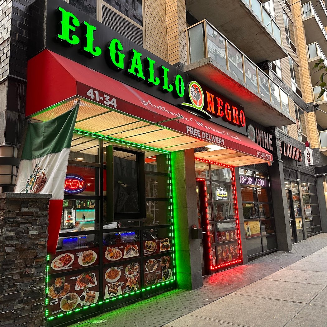 El Gallo Negro 3 LIC 2