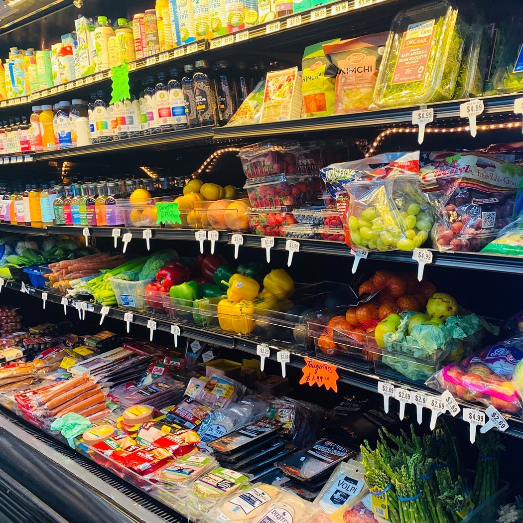 Andi's Market 1