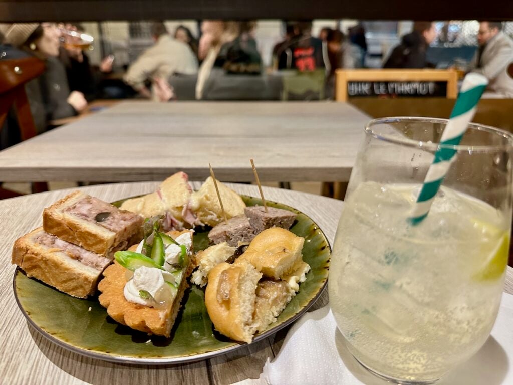 Le Marmot - Bar Provençal 1