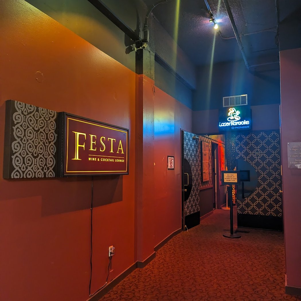 Festa Wine & Cocktail Lounge - Karaoke 3