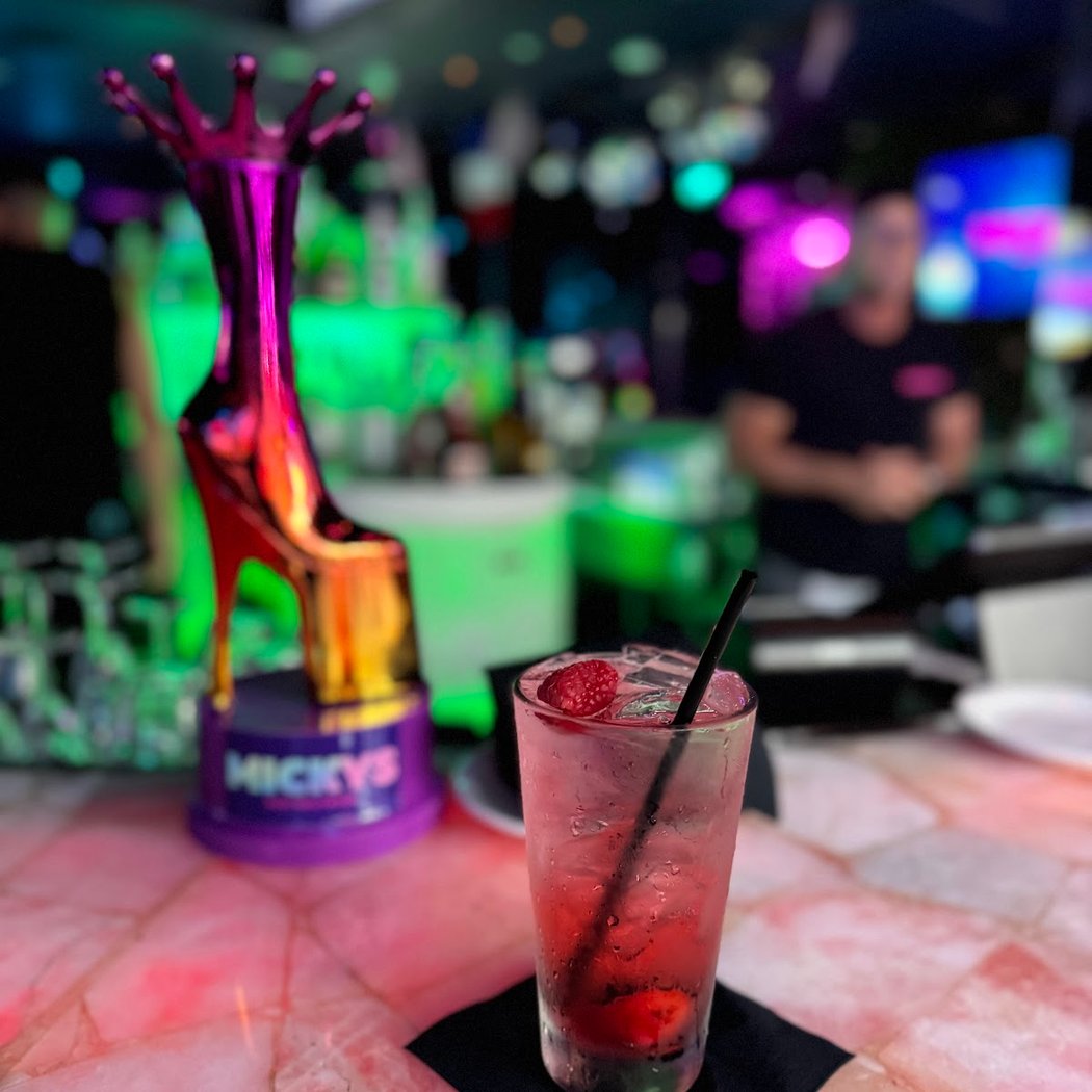 Micky's Weho 1