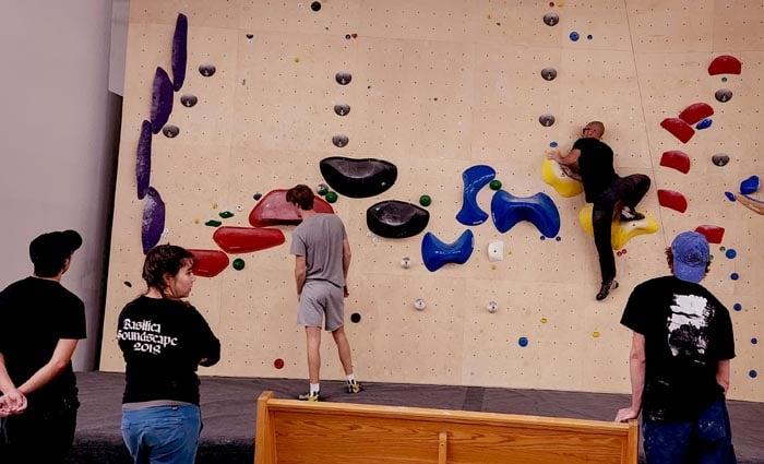 Mustangs Bouldering 2