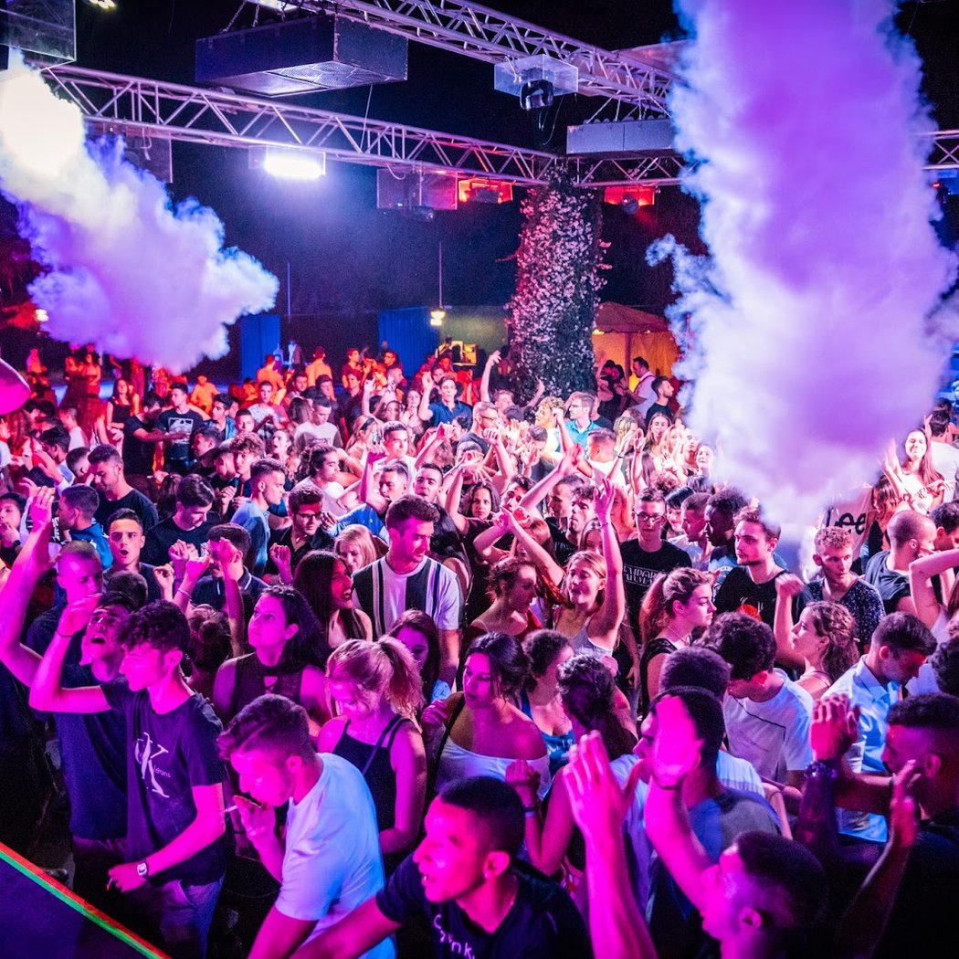 PAPAYA BEACH VIBES 2