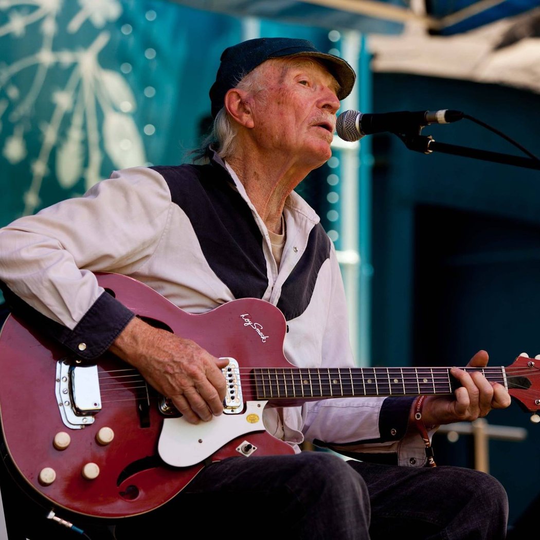 Tucson Tavern Series: Michael Hurley 1