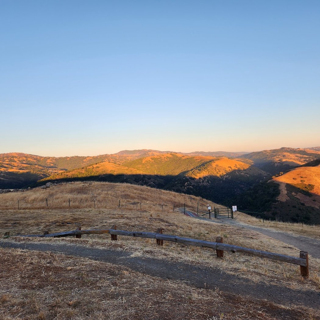Sierra Vista Open Space Preserve Parking 2