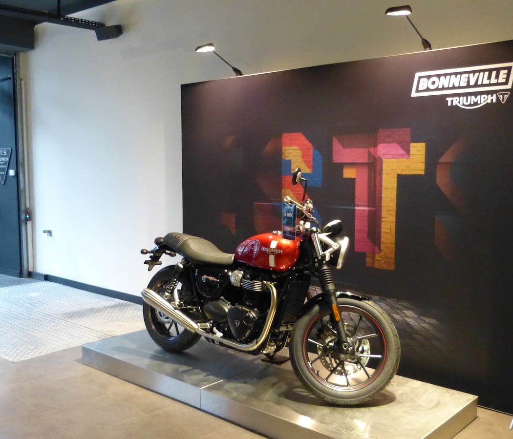 Triumph Paris Bastille 3