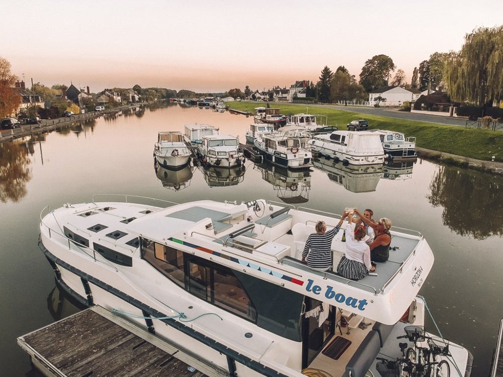 Le Boat Tannay 1