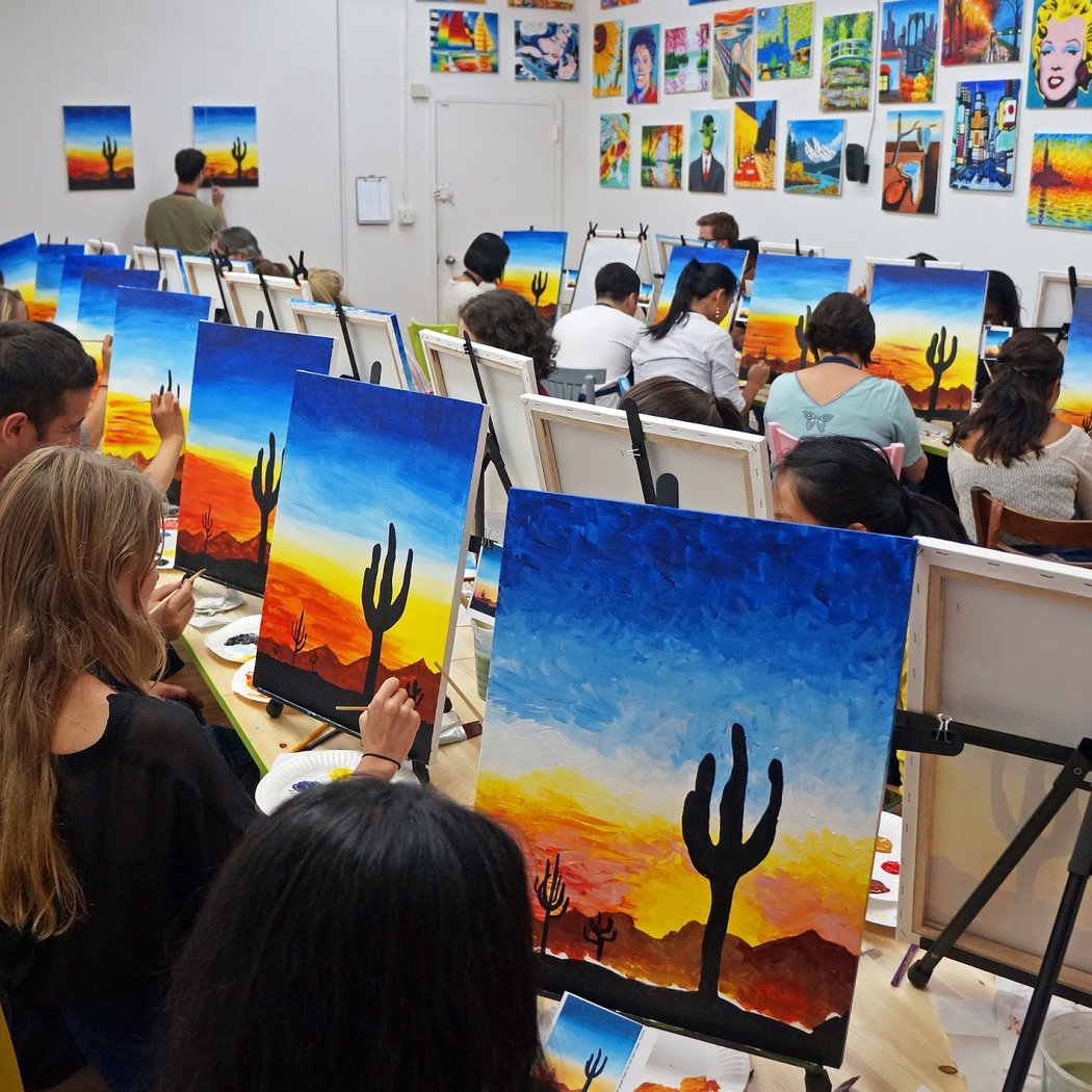 Painting Lounge - Chelsea Studio 1