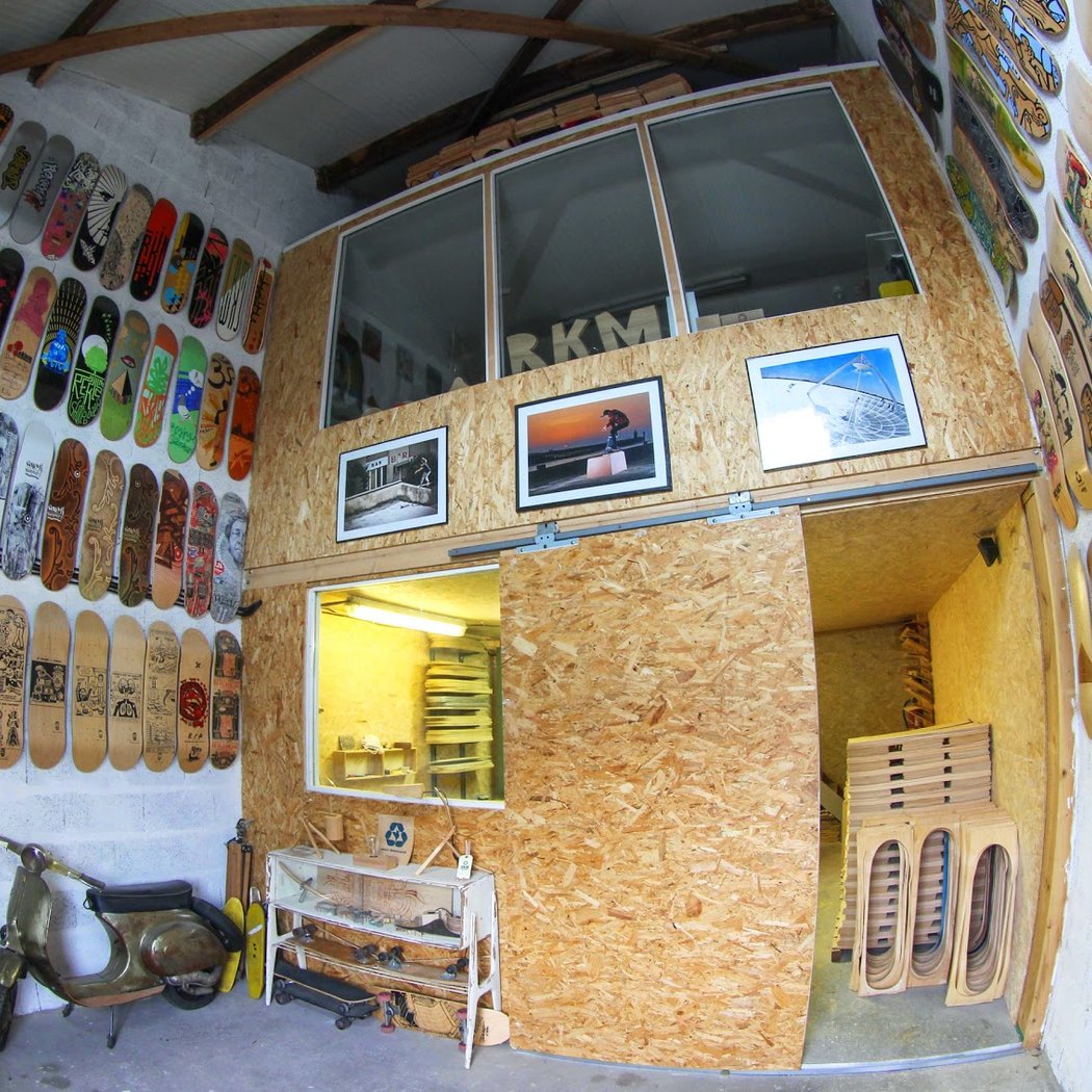 REKIEM SKATEBOARDS 2