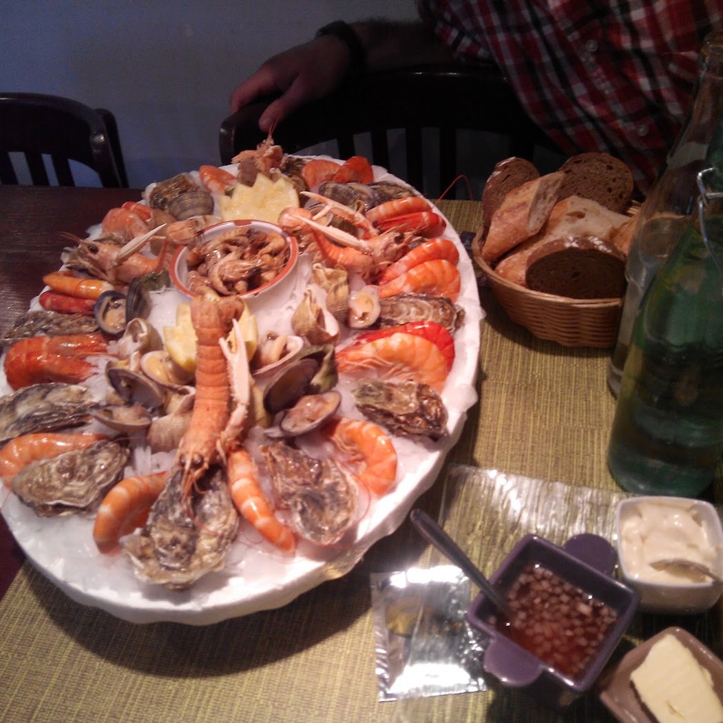 Chez Luna 2