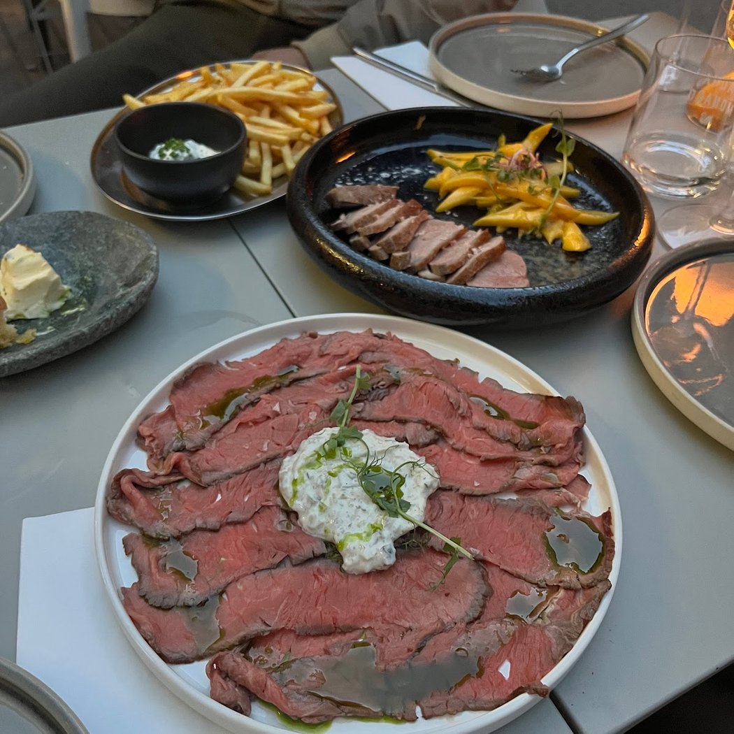 Bistro Oh La La 3