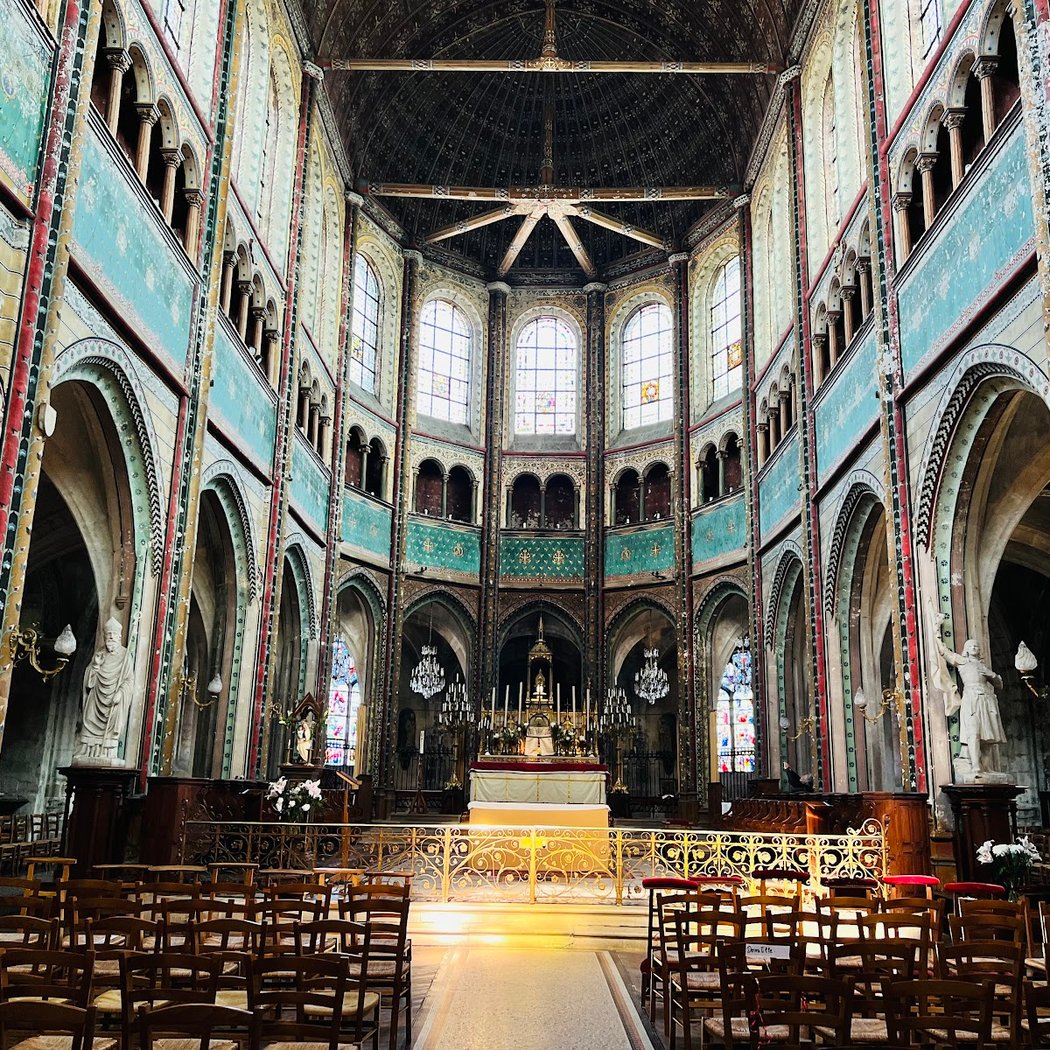 Église catholique Saint-Aignan 4