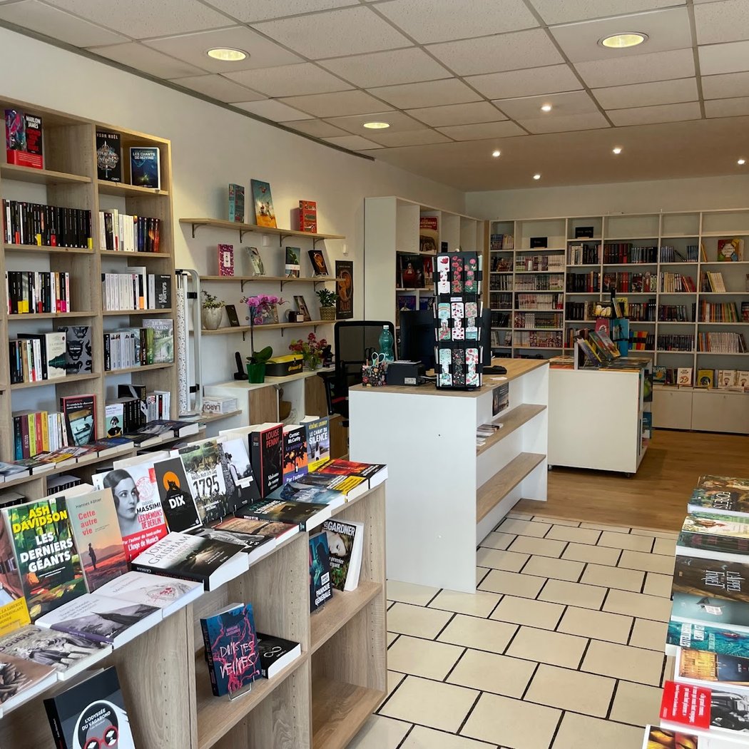 Chez Margot Librairie-Boutique 3