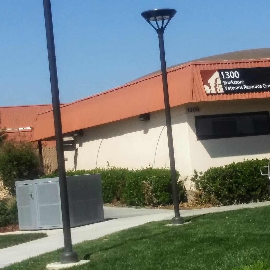 Las Positas College Bookstore 3