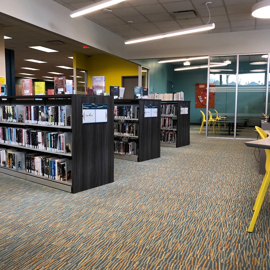 Queens Public Library at Peninsula 1