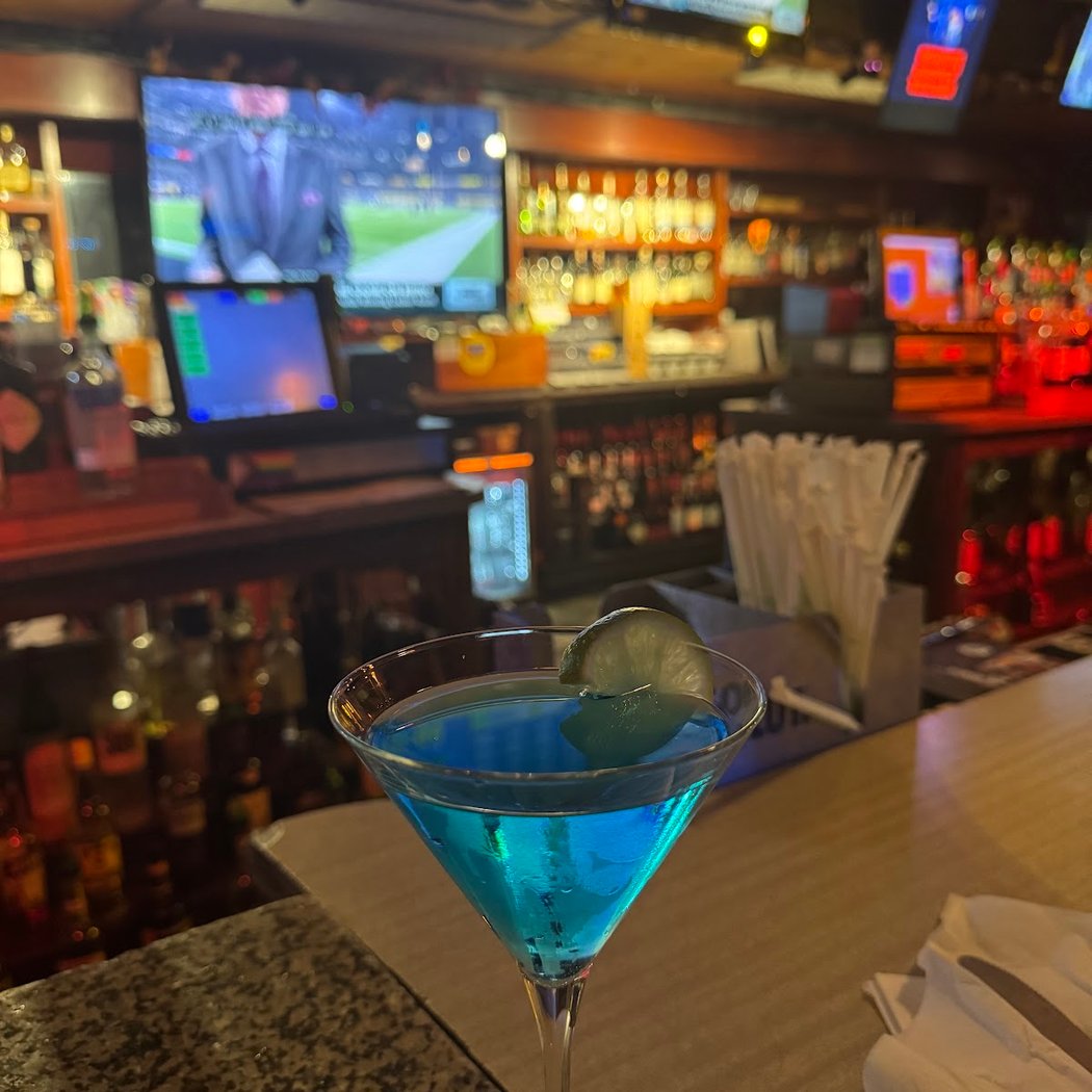 Essence Bar and Grill 1