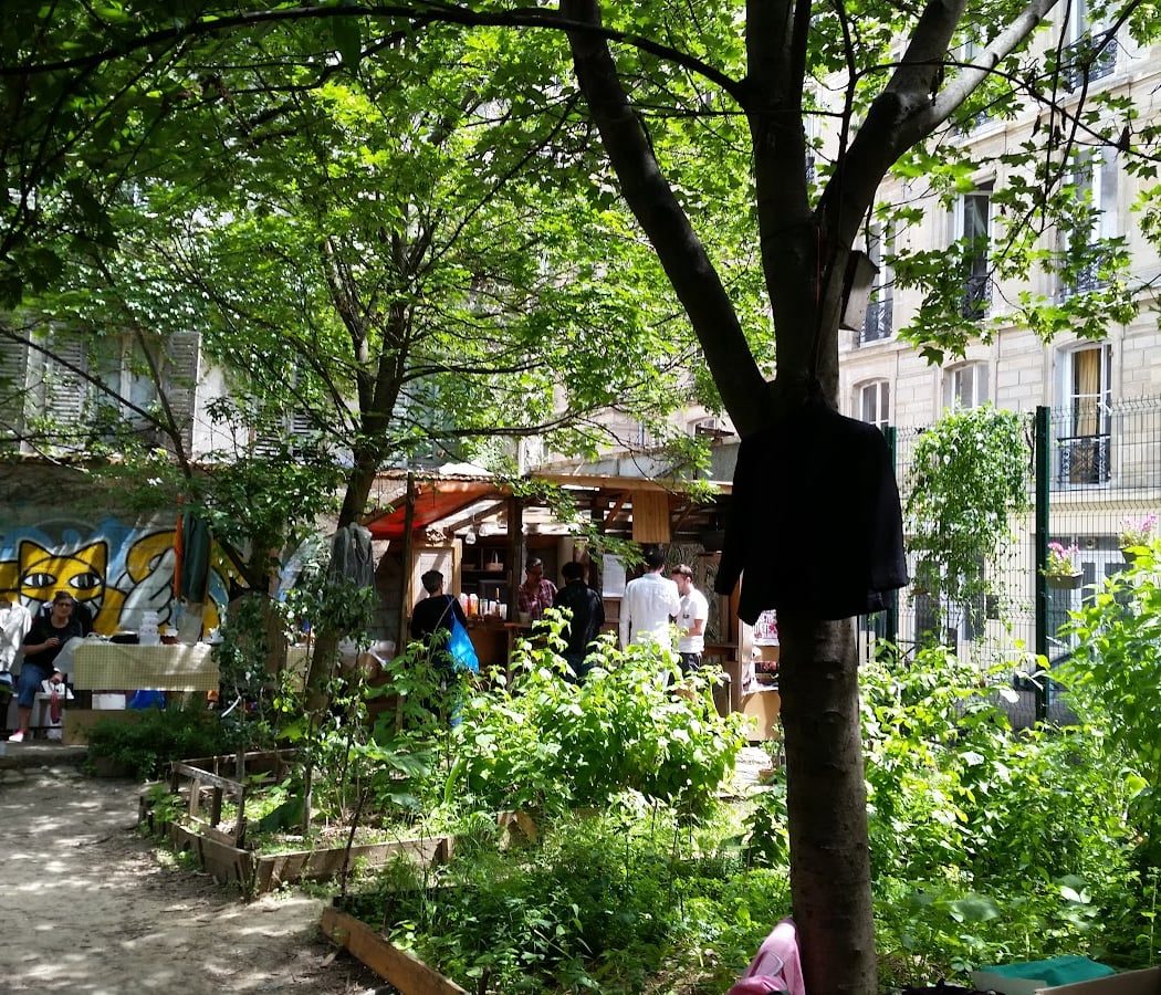 Vide-grenier du jardin partagé Le Bois Dormoy 1