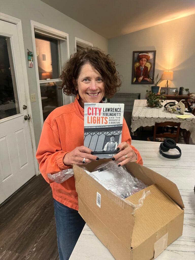 Gioia Woods / City Lights: Lawrence Ferlinghetti and the Biography of a Bookstore 1