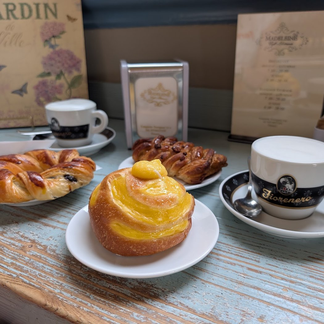 Madeleine 1