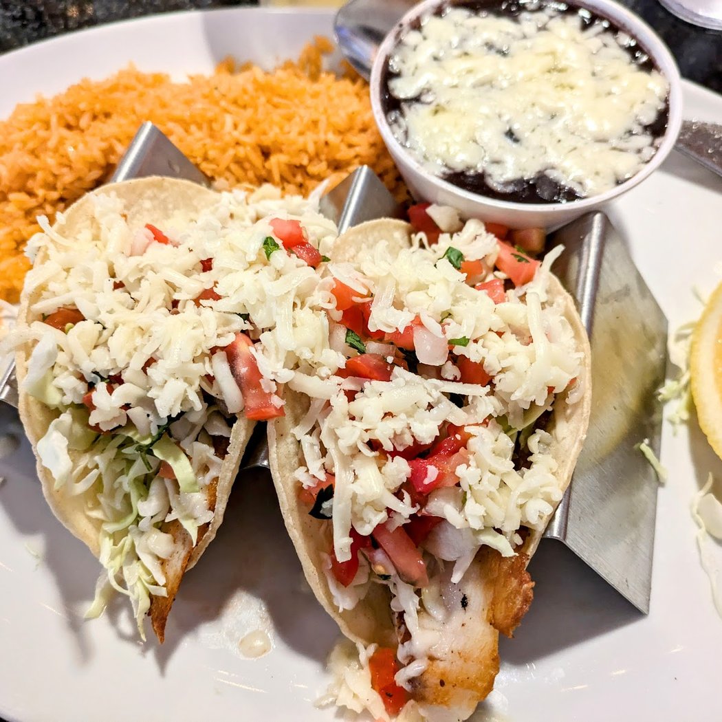 Los Amigos Bar & Grill 1