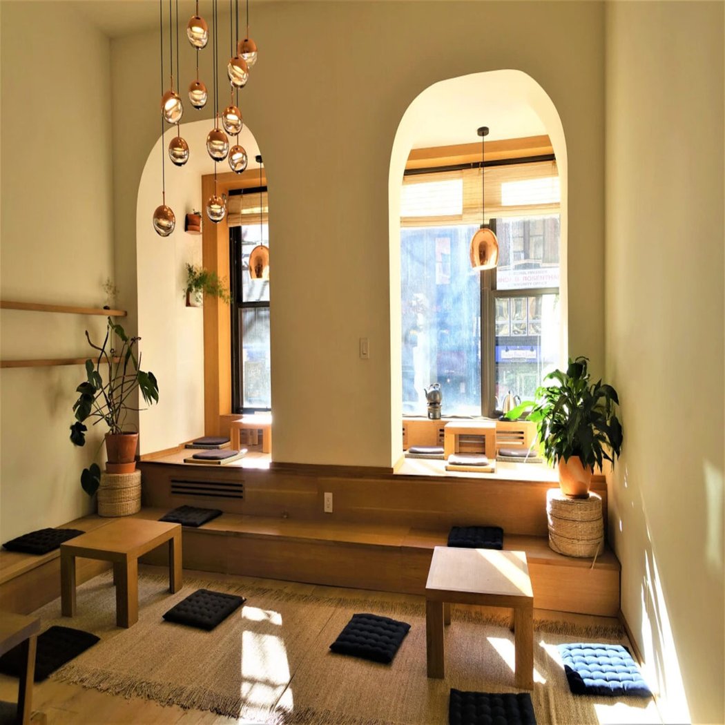 FLOATING MOUNTAIN Tea House |2nd FLOOR| 3