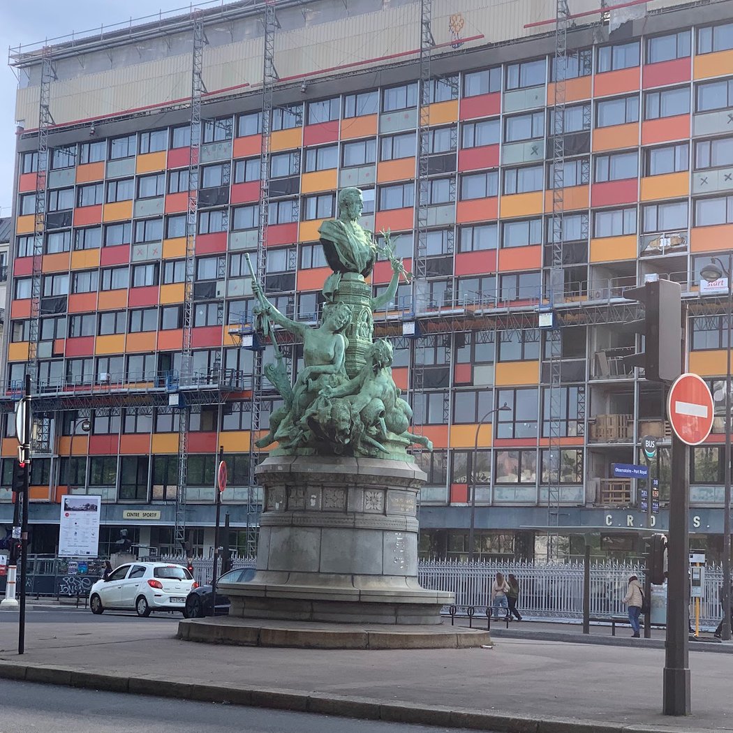 Monument à Francis Garnier 3