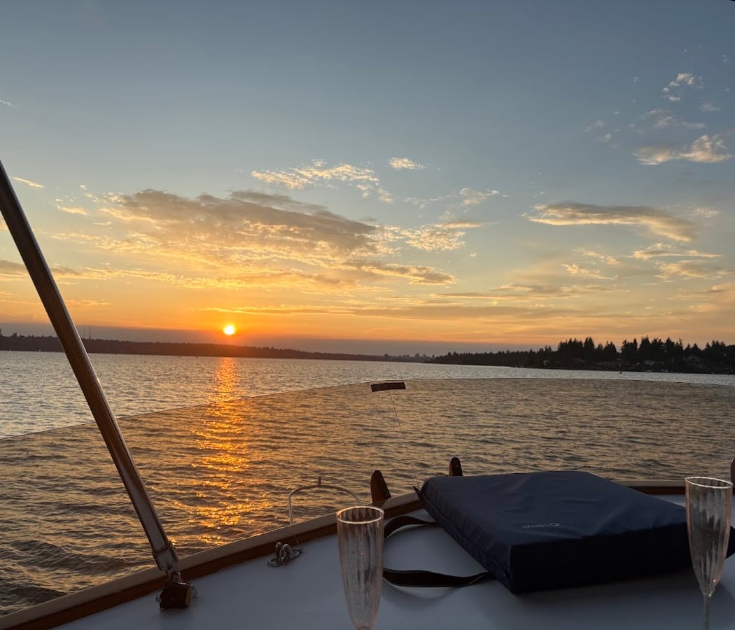 Soundview Sunset Cruises
