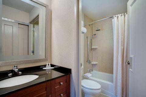 Residence Inn by Marriott New York Manhattan/Times Square 3