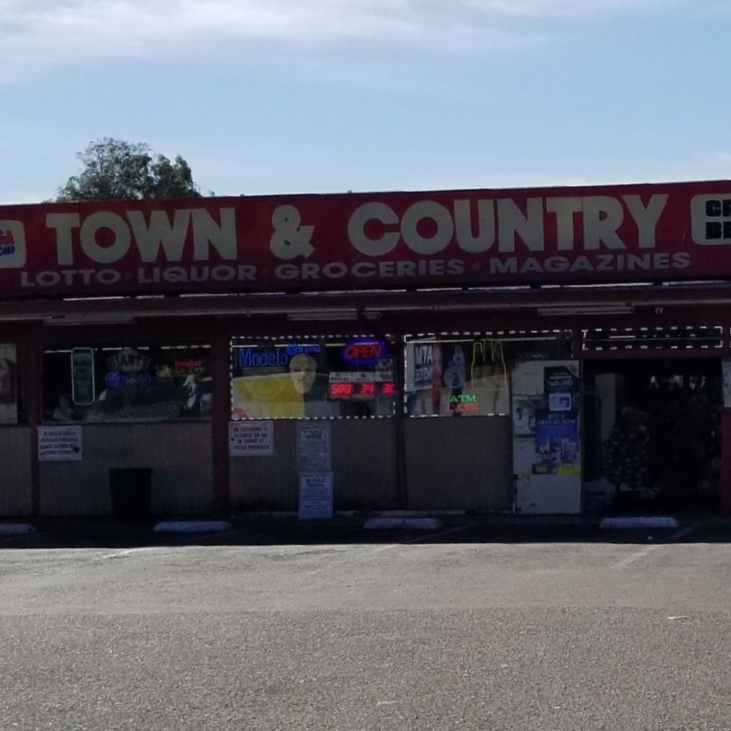 Town & Country Liquors 2