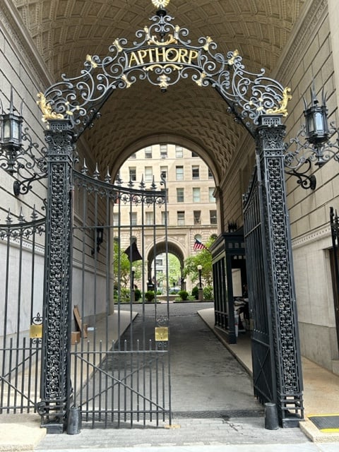 The Apthorp 1
