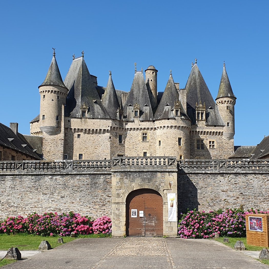 Château de Jumilhac and gardens 2