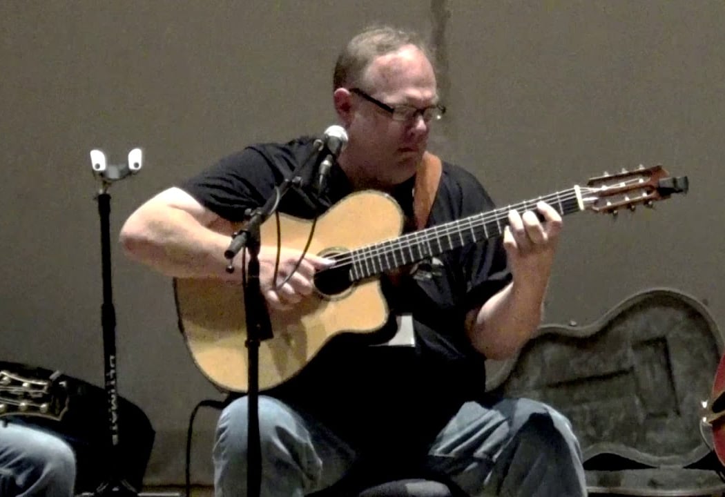 Richard Smith Fingerstyle Guitar Performance 3